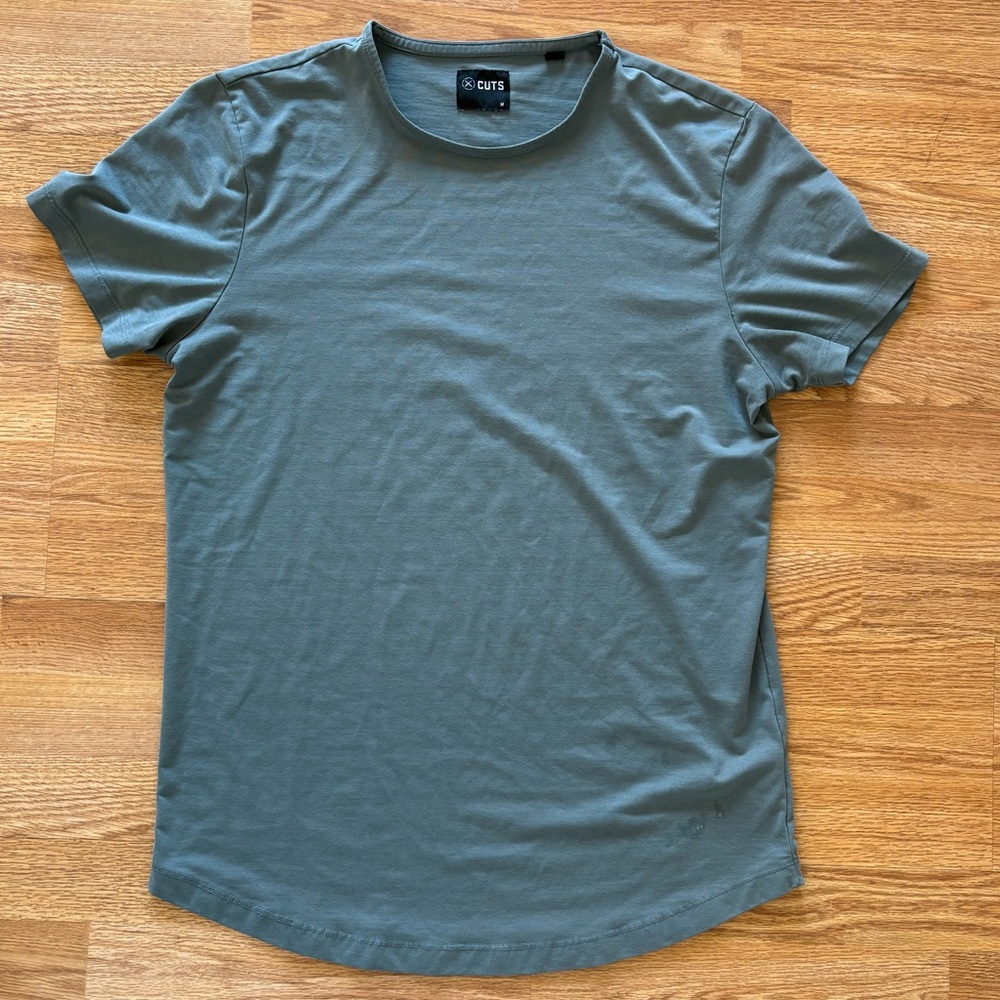 Classic CUTS tee
